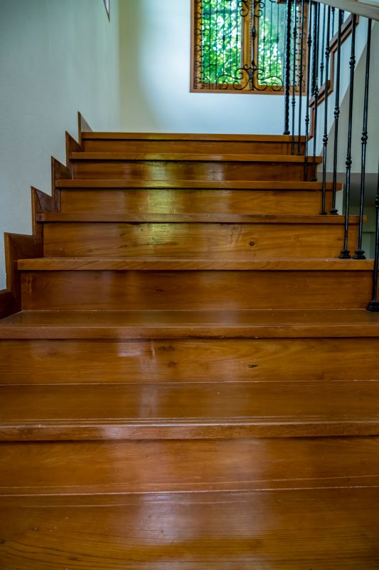 Wood Stairs Refinishing detail